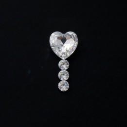 Cœur en chute - motif strass dentaire 4 pierres | Strass Dentaires