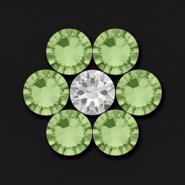 Flor Peridot - motivo strass dental de 7 piedras | Strass Dentaires